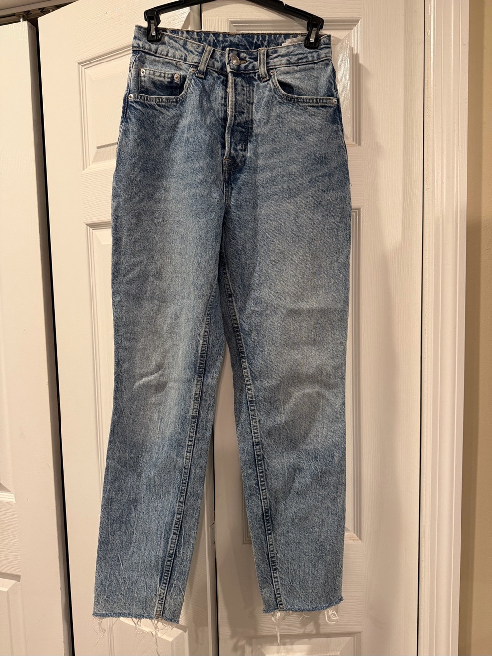 H&M Blue Straight Jeans Size 4